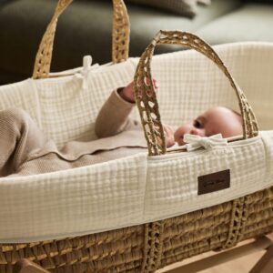 Little Green Sheep Muslin Moses Basket & Mattress