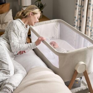 Mamas & Papas Lua Bedside Collapsable Crib For Baby | Next To Me | Beige 0-6 Months | Infant Cribs with Removable Bassinet and Mesh Covers