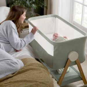 Mamas & Papas Lua Bedside Crib – Sage | Baby Sleep Space for Newborn | Removable Bassinet | Adjustable Legs & Recline | Sleep Safely & Comfortably | Co-Sleeping for Parents