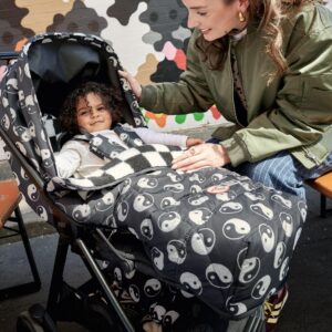Mamas & Papas x Another Fox Footmuff | Ying Yang & Checkerboard Print | Waterproof Baby Stroller Liner | Wind-Resistant Buggy Footmuff | Soft Borg Lining for Winter Comfort