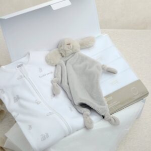Mamas & Papas Bunny Baby Gift Box | Newborn Swaddle & Sleepsuit Set | Soft Cotton Swaddle & 0–3 M Sleepsuit | Adorable Bunny Design | Luxury Gift Packaging | Baby Girl & Boy Baby Shower Gift