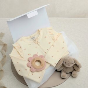 Mamas & Papas Floral & Bunny Gift Box with teething toy - newborn
