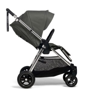 Mamas & Papas Flip XT3 Pushchair – Compact & Lightweight Baby Stroller | Black | One-Hand Fold | Lie-Flat Seat for Newborns | All-Terrain Wheels & Adjustable Handle