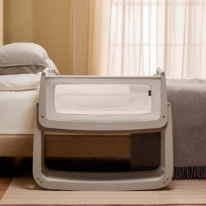 SnuzPod 5 Bedside Crib - Pebble | 3 in 1 Baby Sleeper | Rocking Bassinet | Mesh Mattress | Zip Down Wall | Co Sleeper Cot | Newborn Bed side Crib
