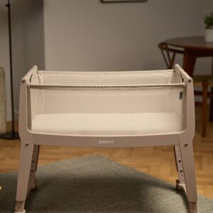 SnuzPod Studio Bedside Crib | Mocha | Newborn Baby Co-Sleeper Cot | Adjustable Height Bedside Crib | Portable Crib for Nursery